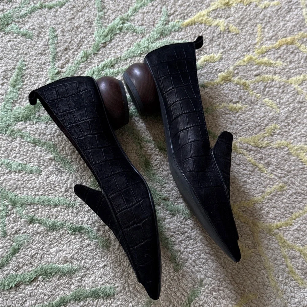 Jeffery Campbell Viona sculptural suede loafers 5.5